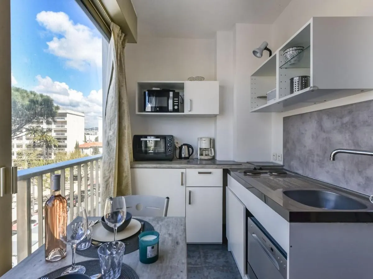 Apartment La Brise By Interhome Cannes
